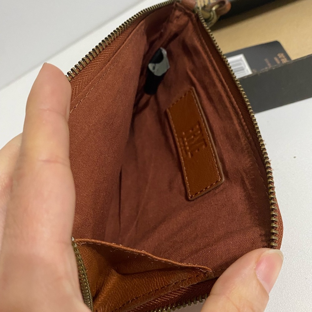 NWT Frye Wristlet - Picture 3 of 6